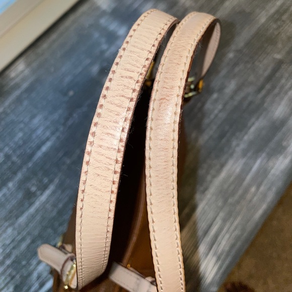 Michael Kors leather shoulder handbag tote. Used. - Picture 13 of 14